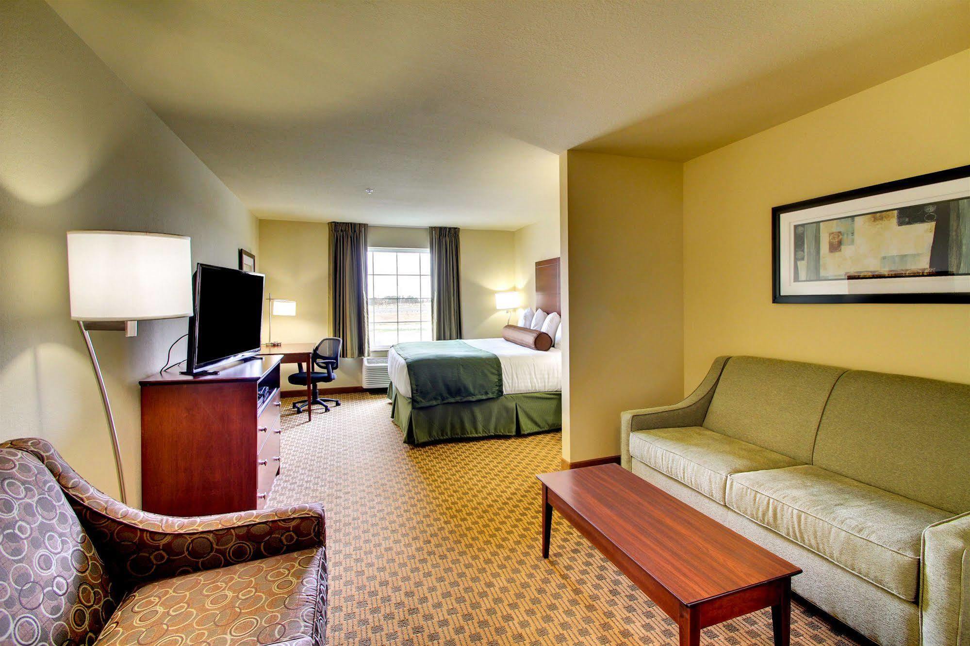 Stanton Inn And Suites Bagian luar foto